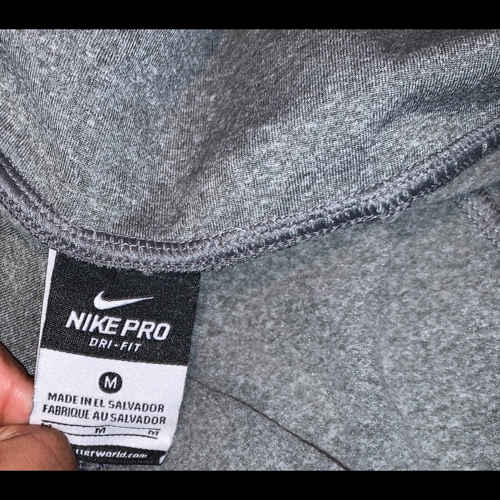 gray Nike athletic top - Picture 3 of 5